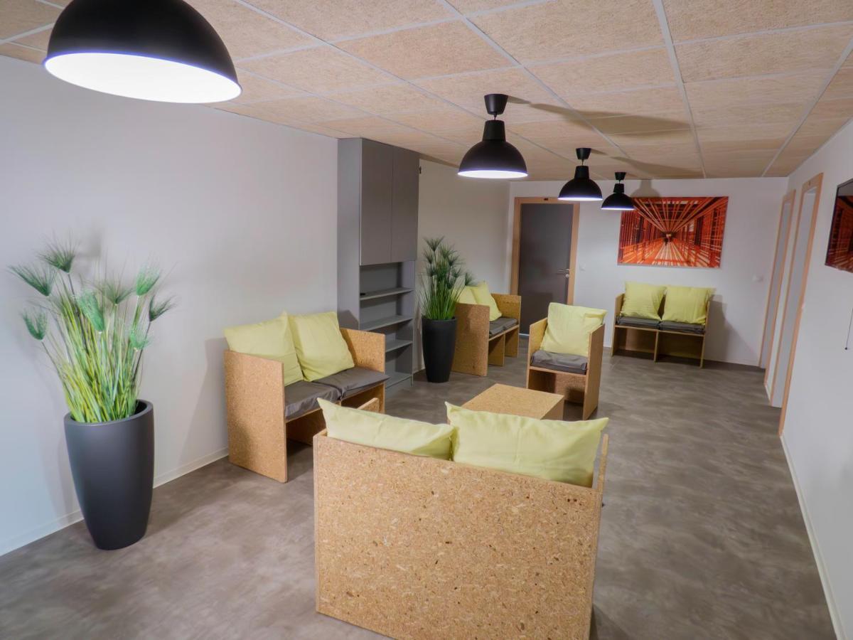 La Colloc Aparthotel Épinal Екстериор снимка