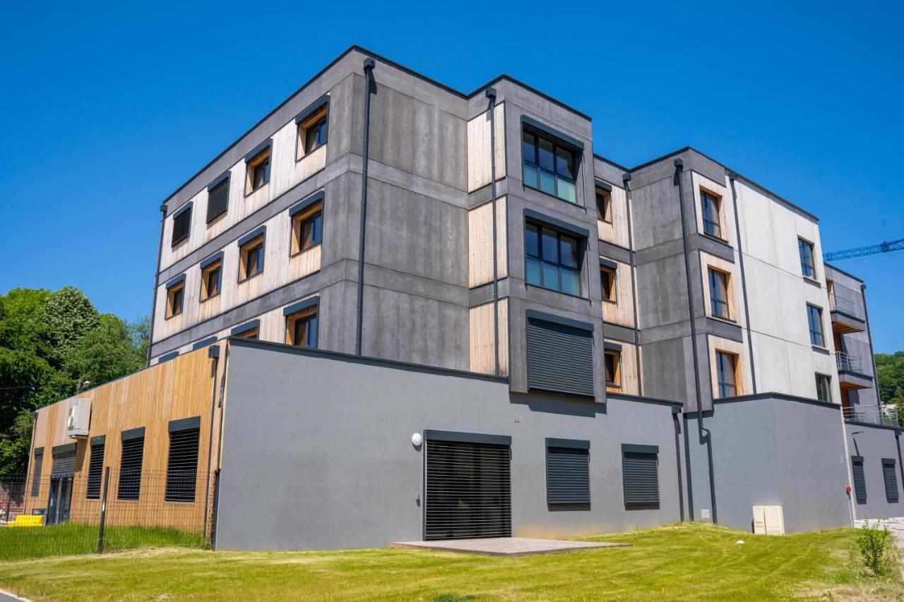 La Colloc Aparthotel Épinal Екстериор снимка