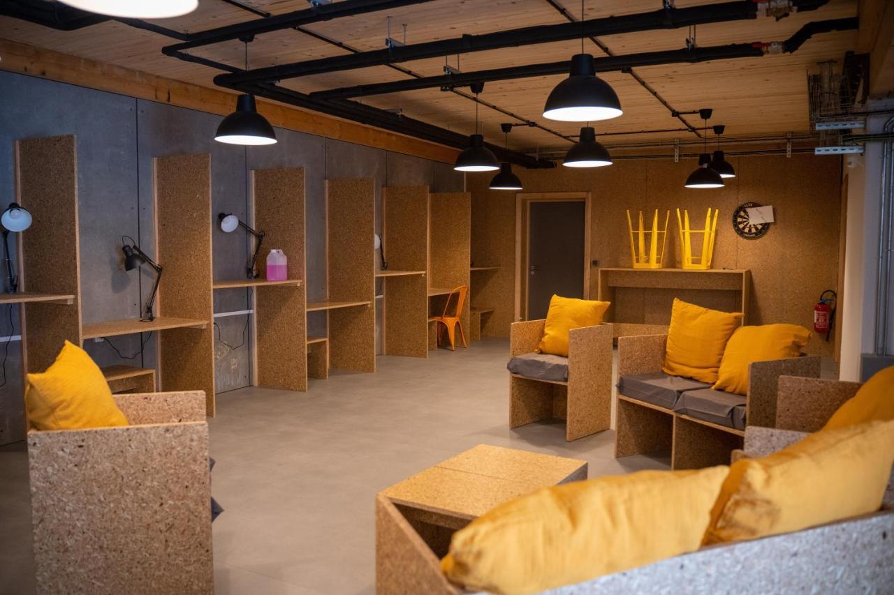La Colloc Aparthotel Épinal Екстериор снимка