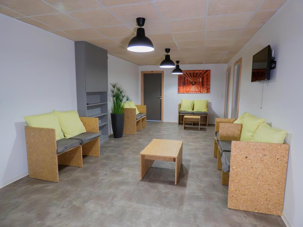 La Colloc Aparthotel Épinal Екстериор снимка